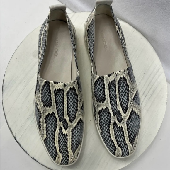 Vince Leather Slip On Platform Sneakers Size US 7.5 Saxon Blue Snake NEVER WORN - Picture 5 of 5